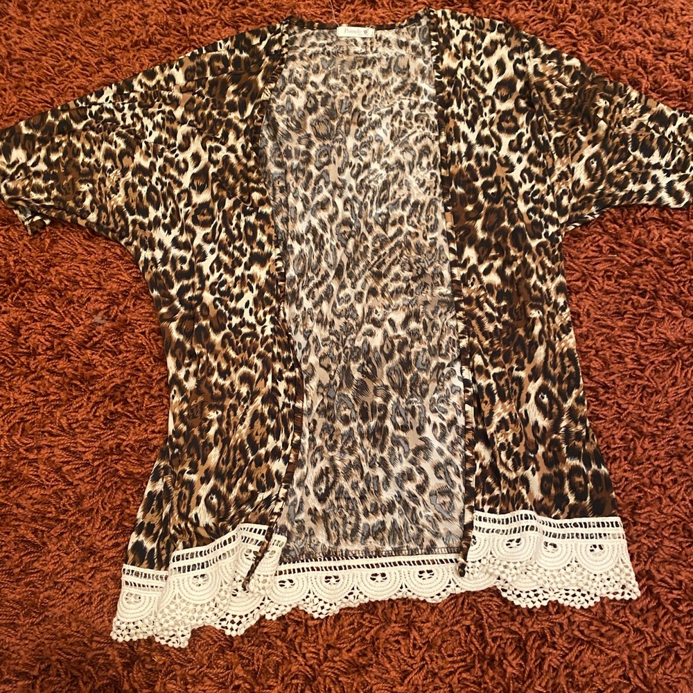 Cheetah tee cardigan
